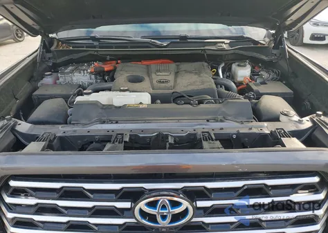 2024 Toyota Tundra Crewmax Capstone z USA, uszkodzony, nr VIN 5TFVC5DB0RX043148